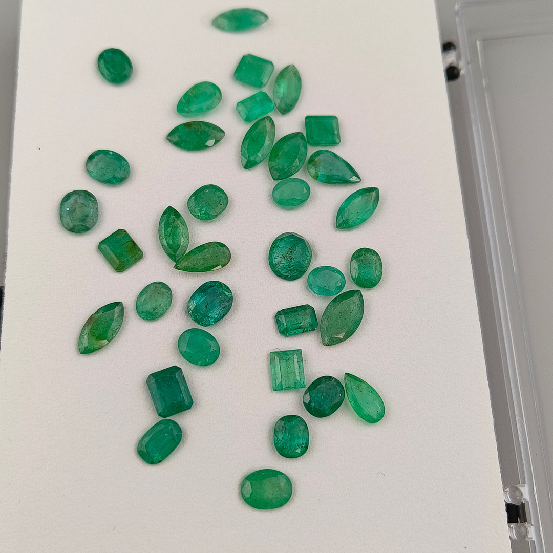 KONVOLUT LOSE SMARAGDE, 32,59 ct.