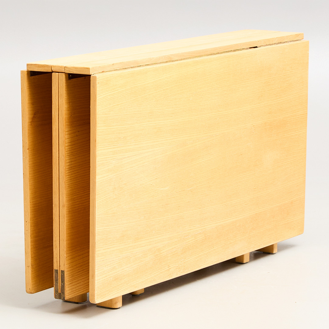 BRUNO MATHSSON. "Maria Flap", bord, låg modell, 1966.