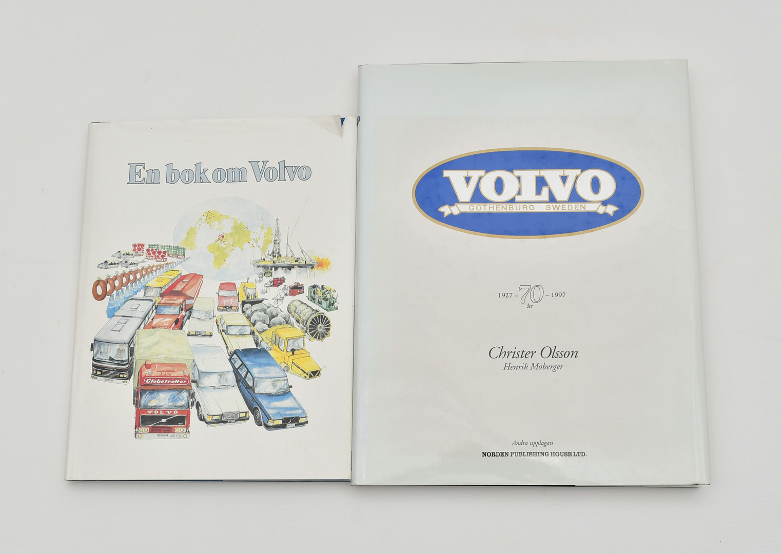 Instruktionsbok Volvo LV, 1943. + Personvagnsskolan samt Volvo böcker. 12 Volymer.