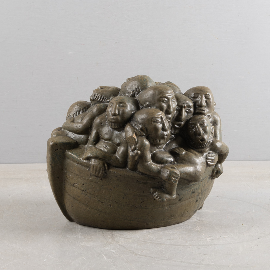 ÅKE HOLM. "Jona kastas i havet", skulptur, glaserad stengods, Höganäs, 1950-tal.