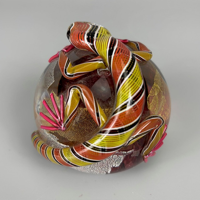 Images for 4930854. STUDIO GLASS MICHAEL HUNTER LIZARD PAPERWEIGHT ...
