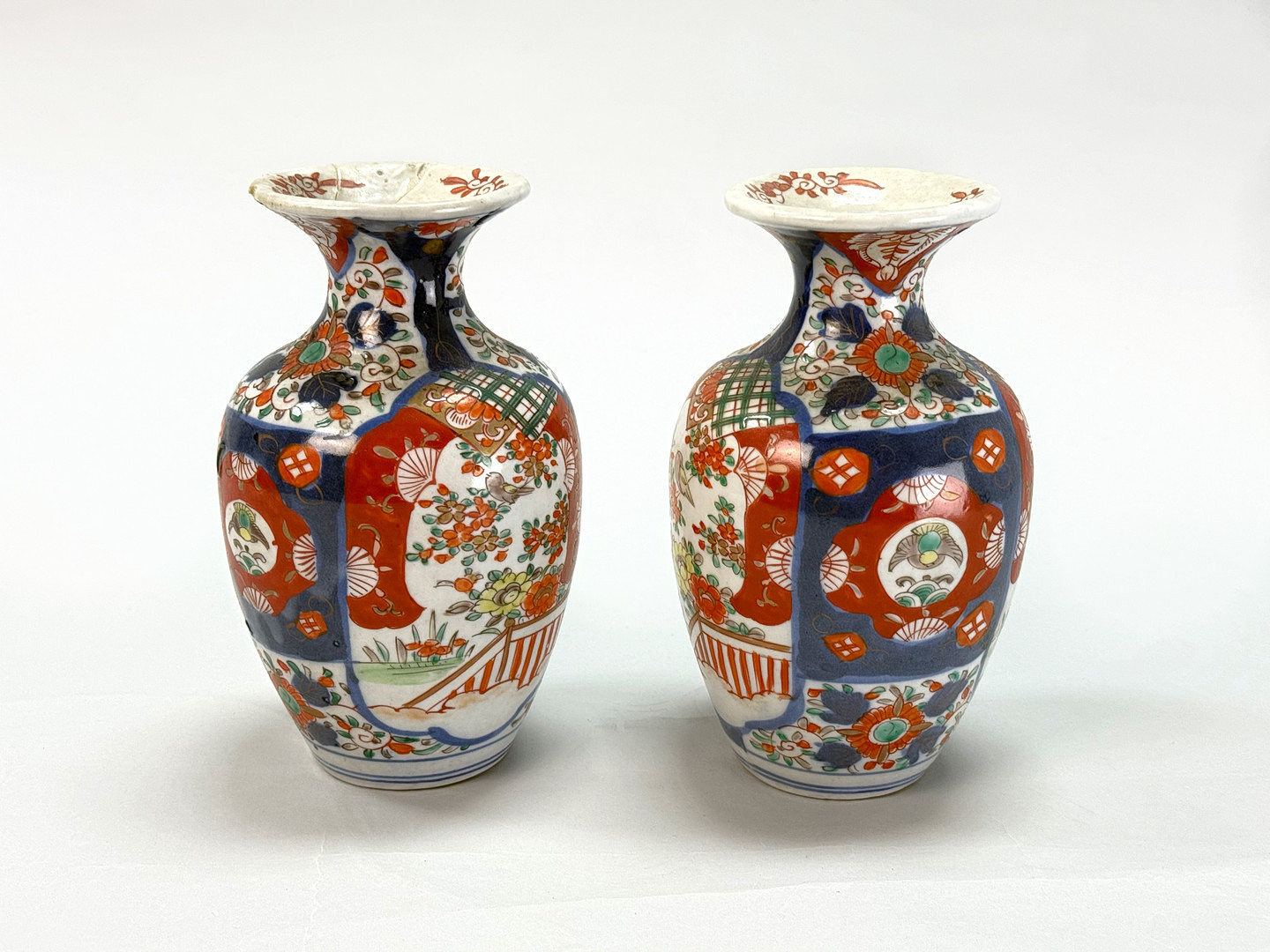 VASER - ett par, Imari Japan 1900-tal.
