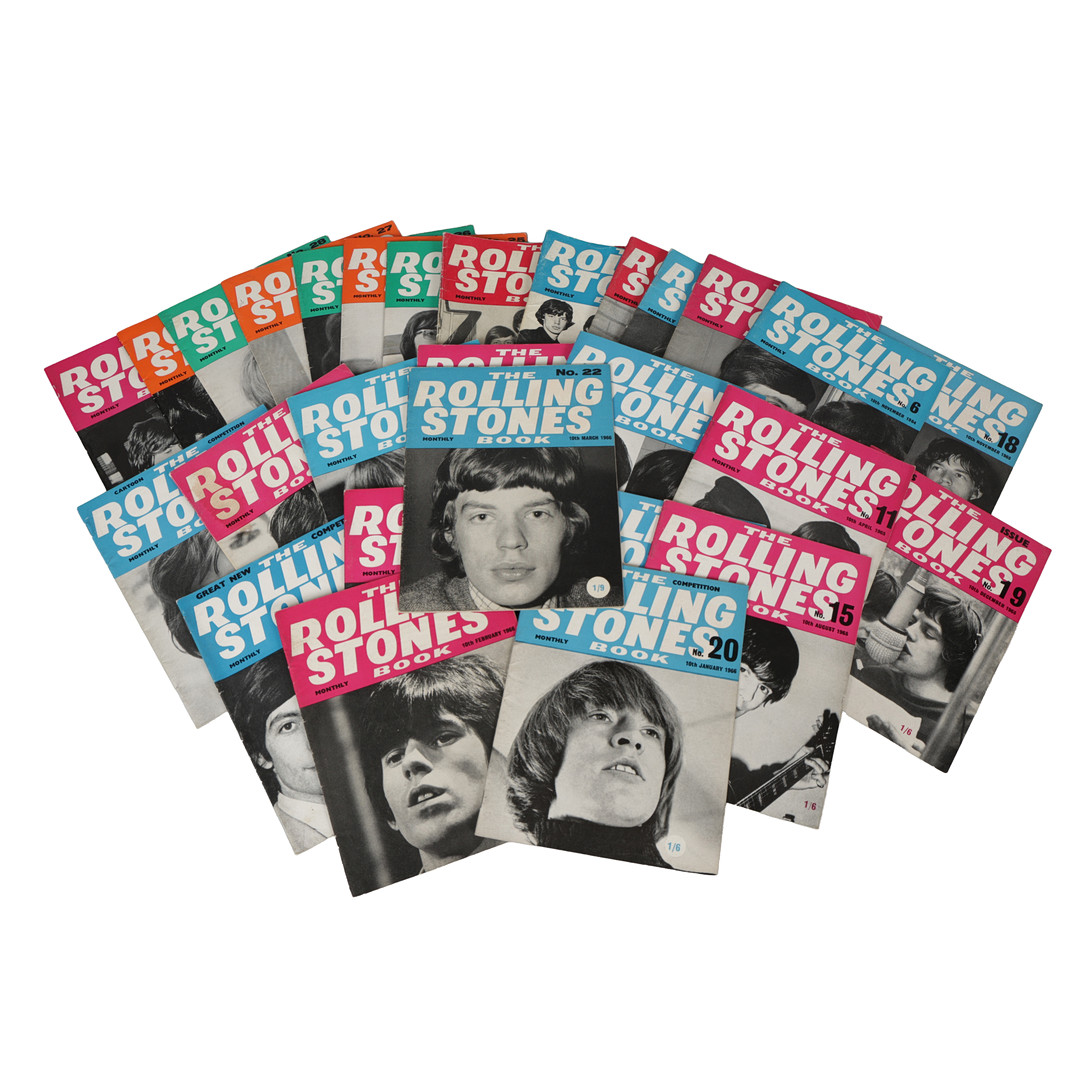 A NEAR SET OF MONTHLY 'THE ROLLING STONES BOOK' MAGAZINES (28).