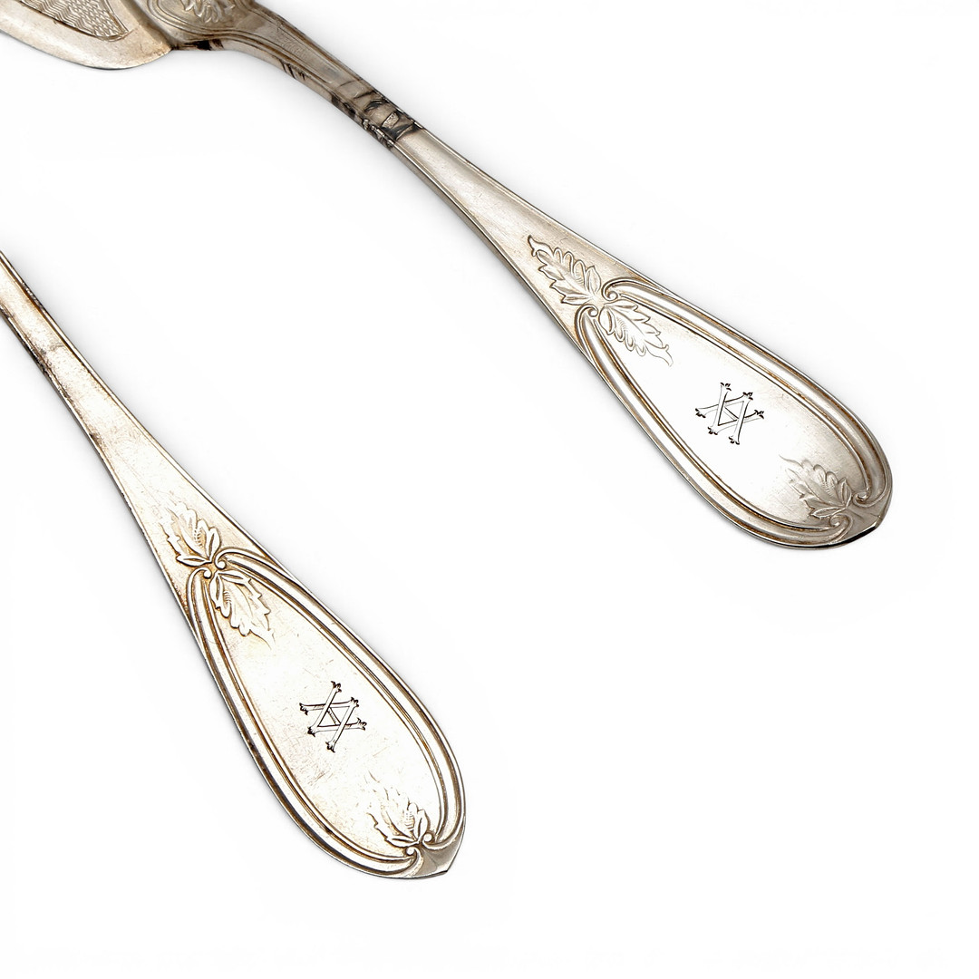 American spatula and sauce spoon in silvery metal by Haughwout, early 20th Century.