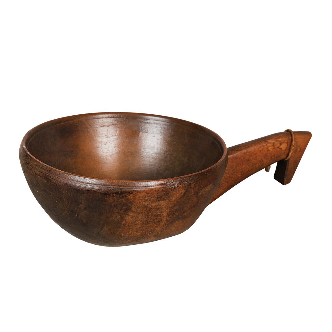 A LATE 19TH/EARLY 20TH CENTURY SWEDISH DUG OUT BOWL.