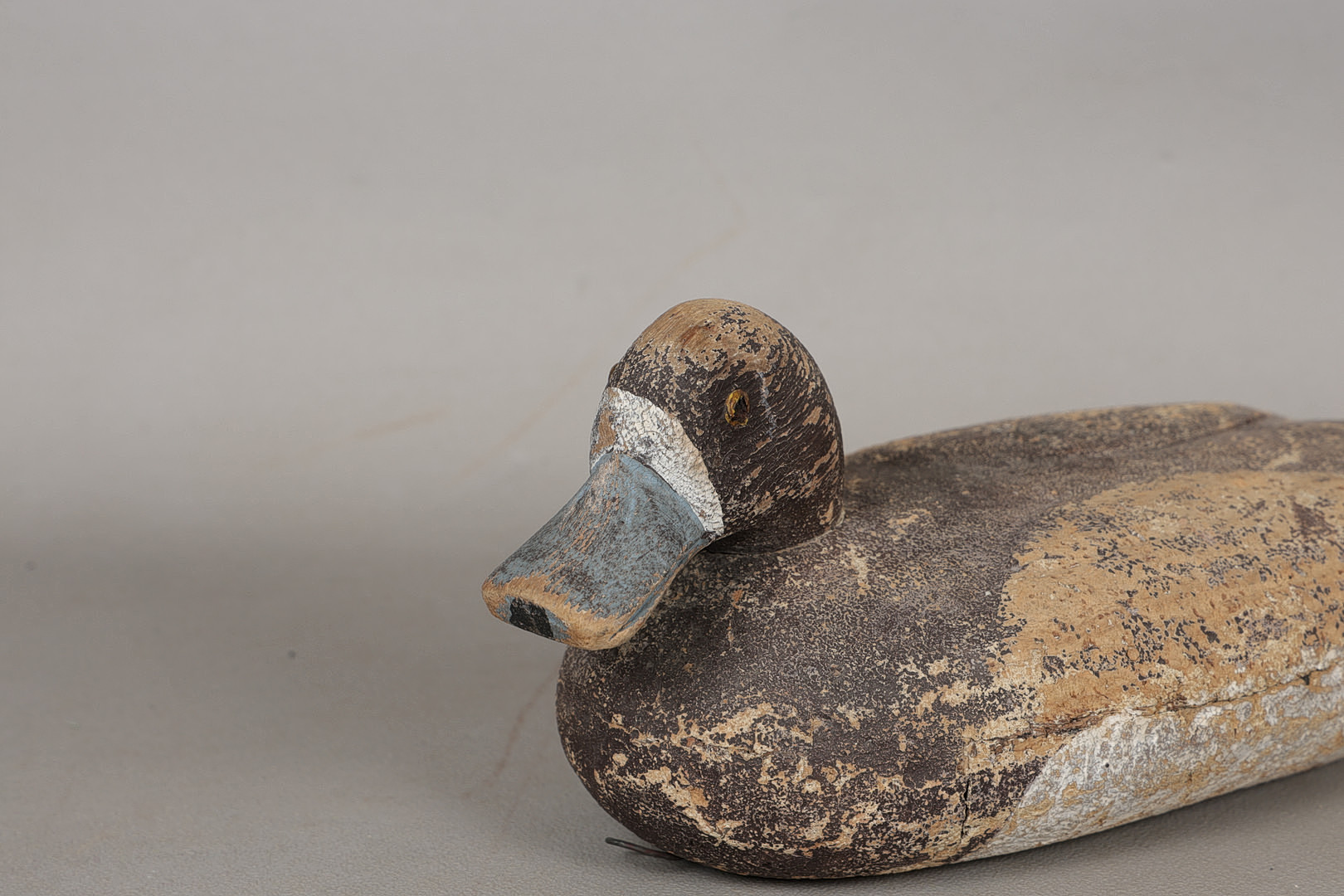 AN INTERESTING CORK DECOY DUCK, EARLY 20TH CENTURY.