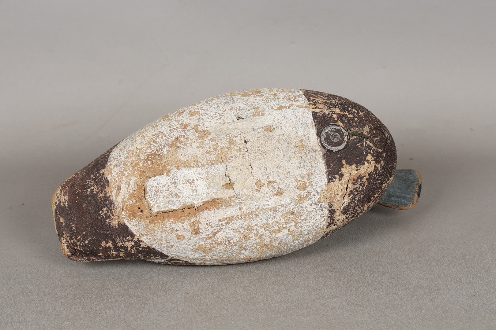 AN INTERESTING CORK DECOY DUCK, EARLY 20TH CENTURY.