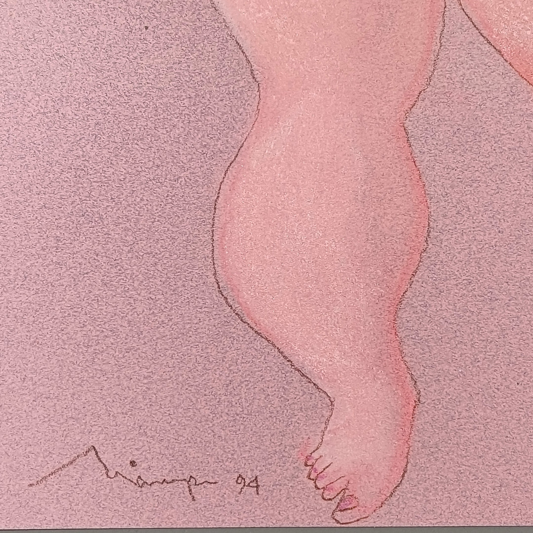 MAIOFIS, MIKHAIL. surrealistische Frauenfigur mit Schmetterling, 1994, Pastellzeichnung auf roséfarbenem Tonpapier.