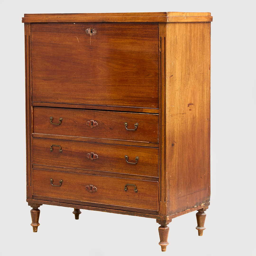 SEKRETÄR, sengustaviansk, omkring år 1800. Fanerad med mahogny.