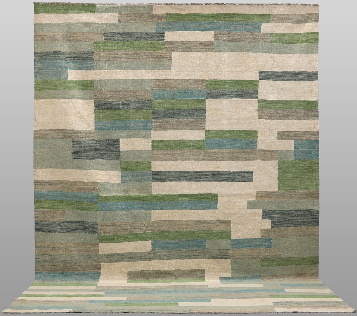 ORIENTMATTA. Kelim modern design, 349 x 248 cm.