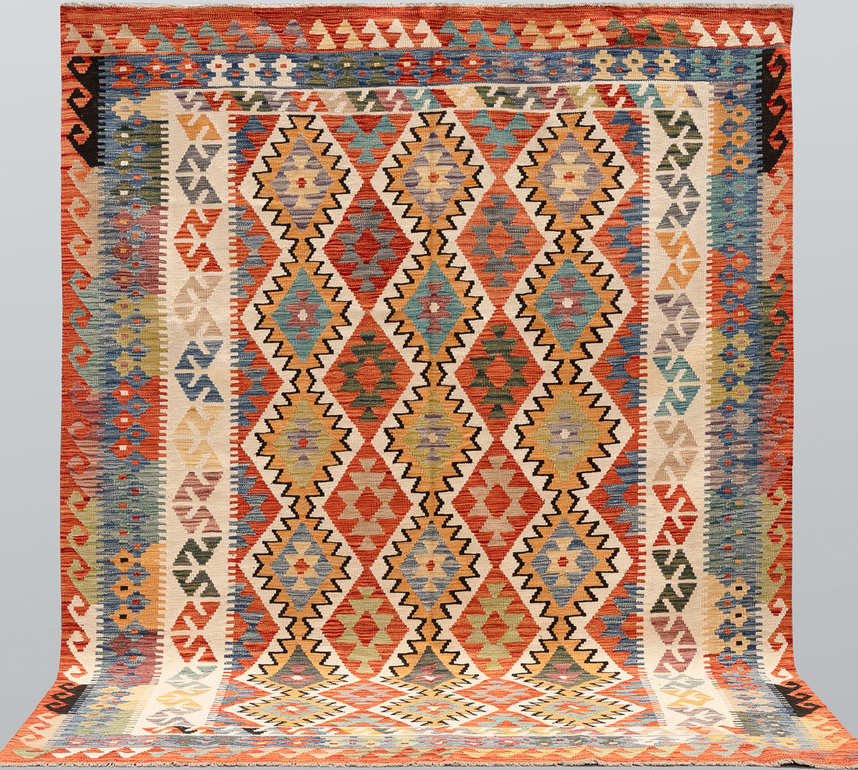 ORIENTMATTA. Kelim klassisk design, 294 x 205 cm.