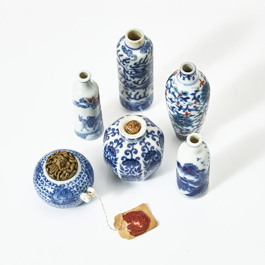 Images for 5020309. SNUS BOTTLES, MINIATURE URN, 6 dlr., porcelain ...