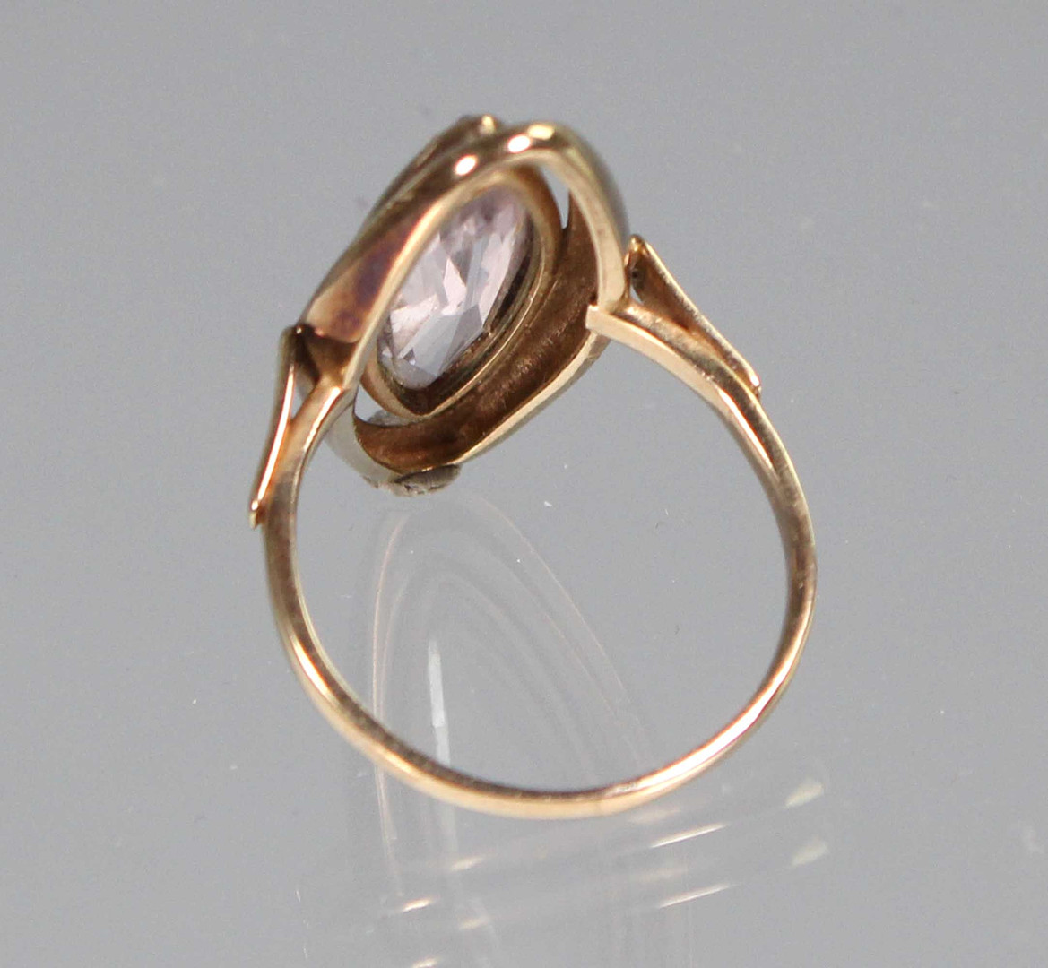 GOLDRING MIT VIOLETTEN STEIN, GOLD 333.