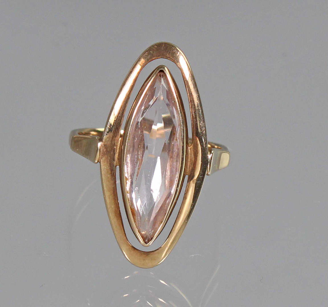 GOLDRING MIT VIOLETTEN STEIN, GOLD 333.
