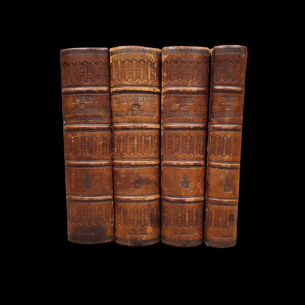 MANUEL DE DROIT COMMERCIAL, MANUEL DE DROIT COMMERCIAL, RAITÉ ÉLÉMENTAIRE DE DROIT ADMINISTRATIF, ÉLÉMENTS DE DROIT CONSTITUTIONNEL FRANÇAIS ET COMPARÉ.