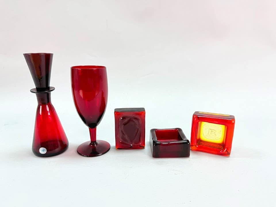PARTI RÖTT GLAS, bla snaps-karaff, 1 stk, Reijmyre Glasbruk.
