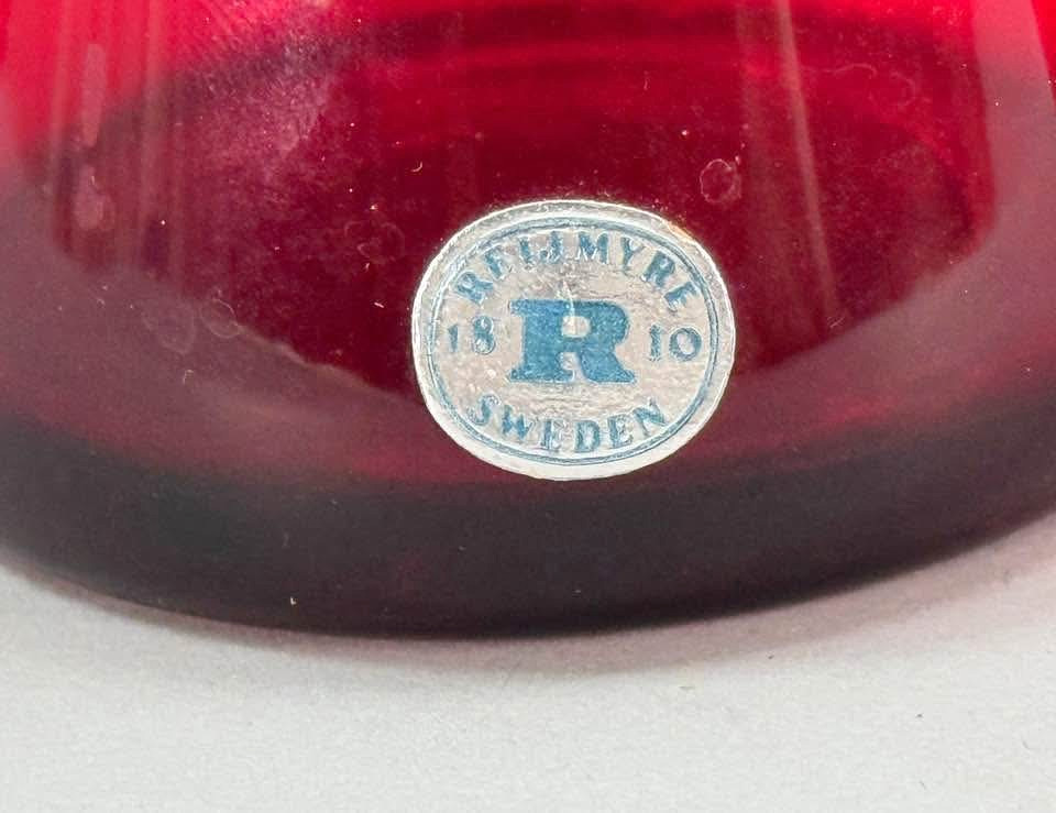 PARTI RÖTT GLAS, bla snaps-karaff, 1 stk, Reijmyre Glasbruk.