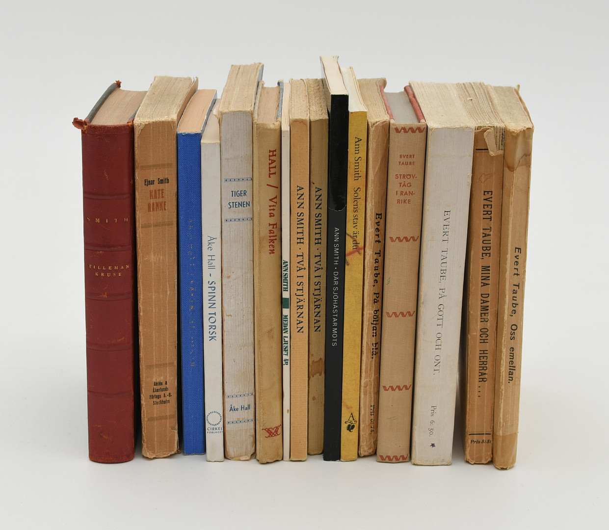 Skönlitteratur om bohuslån. Taube, Smith, Hall. 16 Volymer.