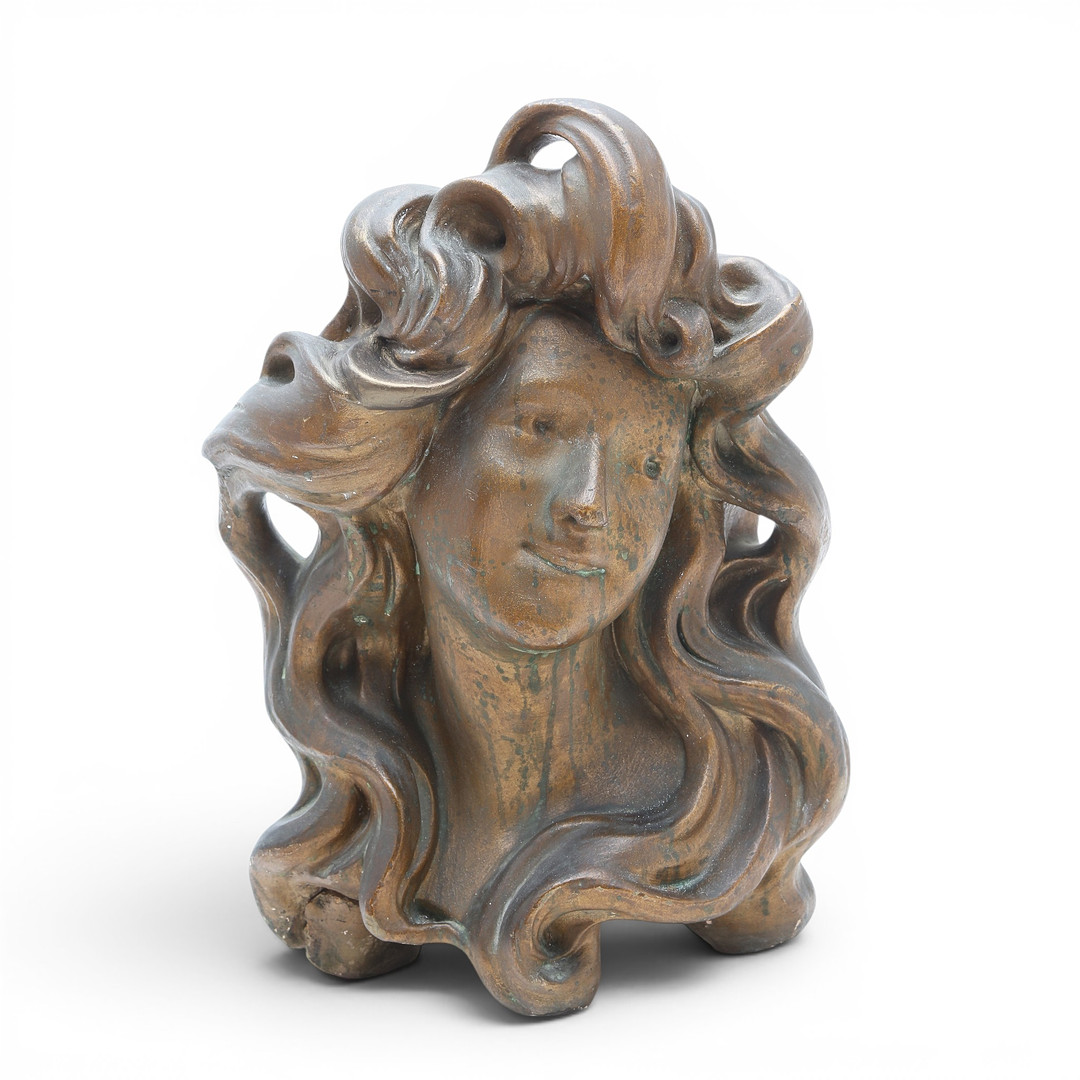 PROBABLY FRENCH SCHOOL, EARLY 20TH CENTURY. Nymph.