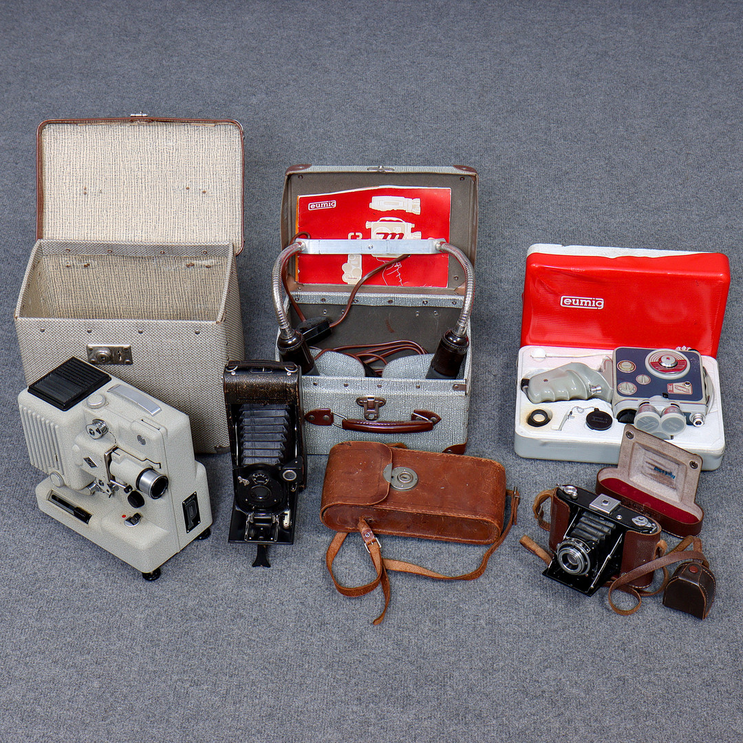 KAMEROR, FILMPROJEKTOR M.M, BL.A ZEISS ICON, CANON, EUMIG.