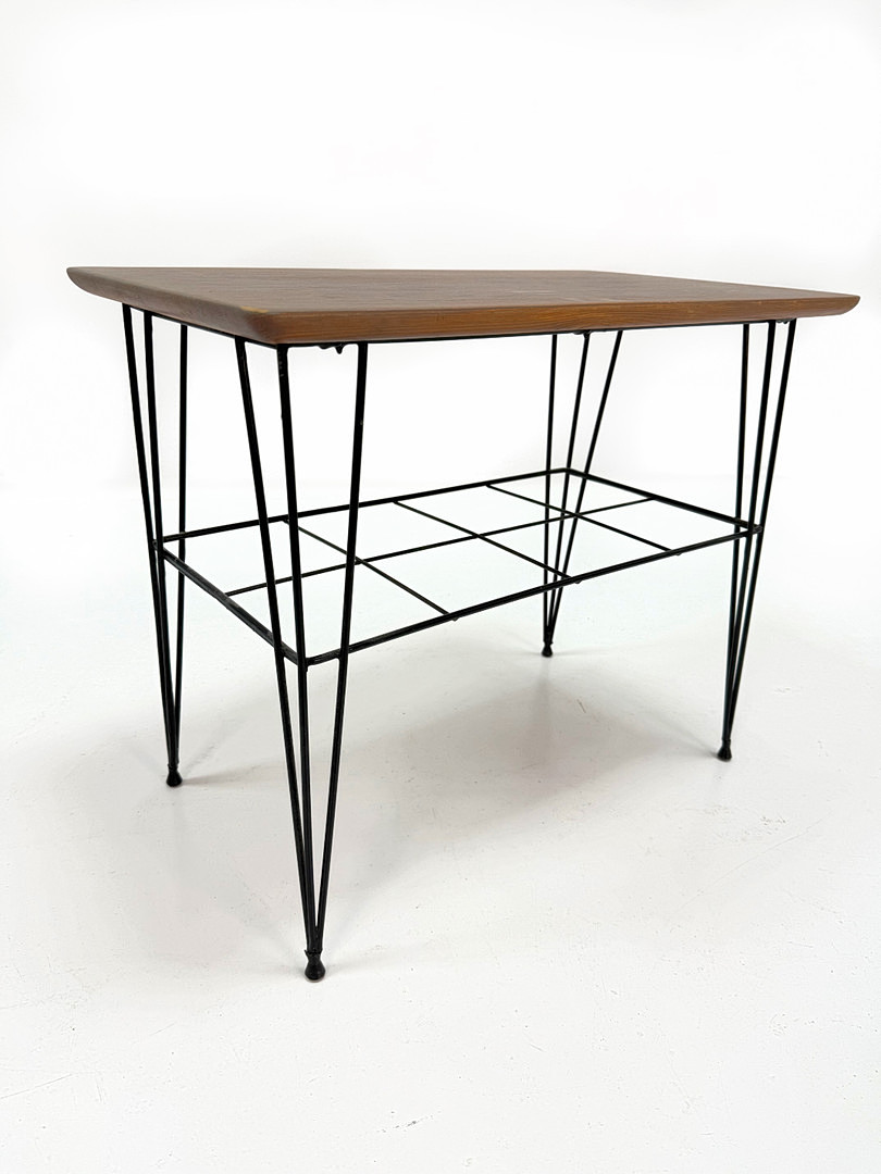 BORD, betsad teak med underrede av string, , 1900-talets mitt.