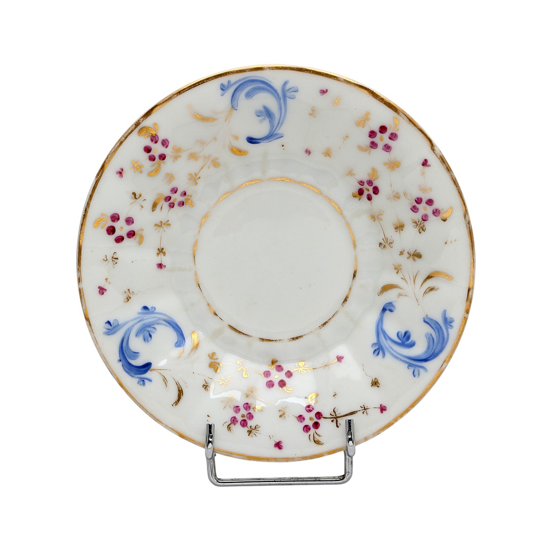 Three small porcelain dishes, probably German, early 20th Century.