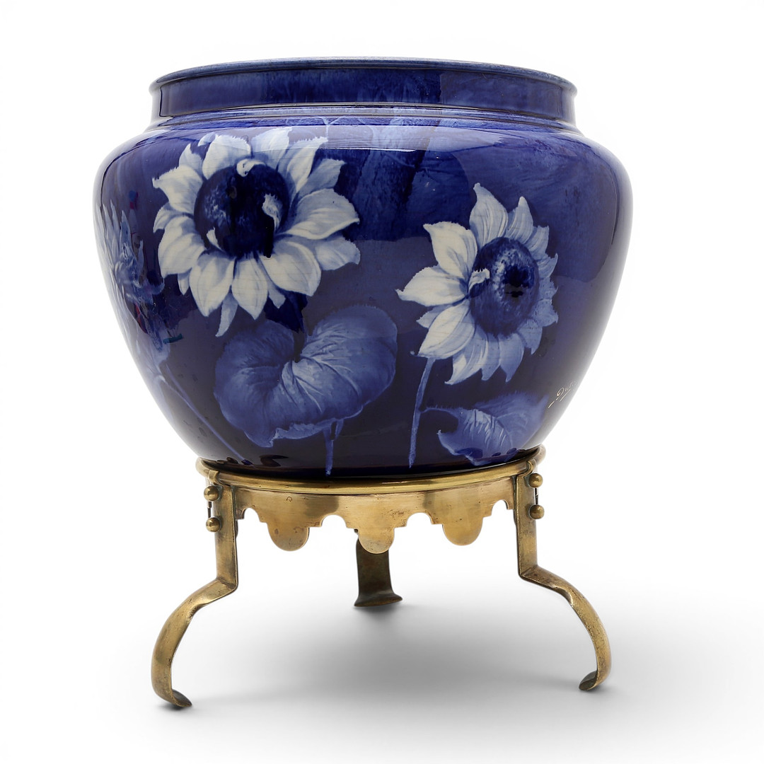 Art Nouveau earthenware vase by Villeroy & Boch, early 20th Century.