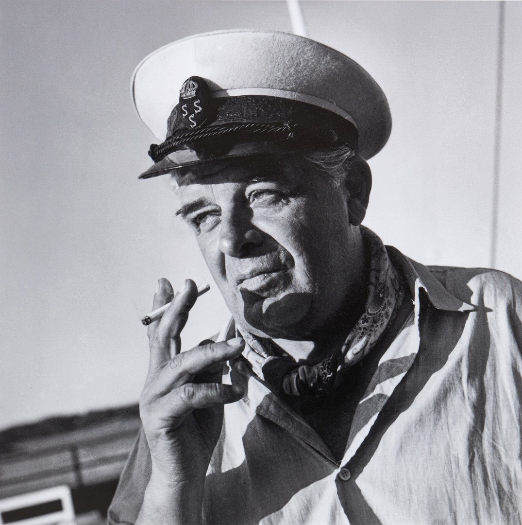EVERT TAUBE. PER-OLOW ANDERSON (1921-1989). ”Evert Taube Sandhamnsregattan juli 1942”.