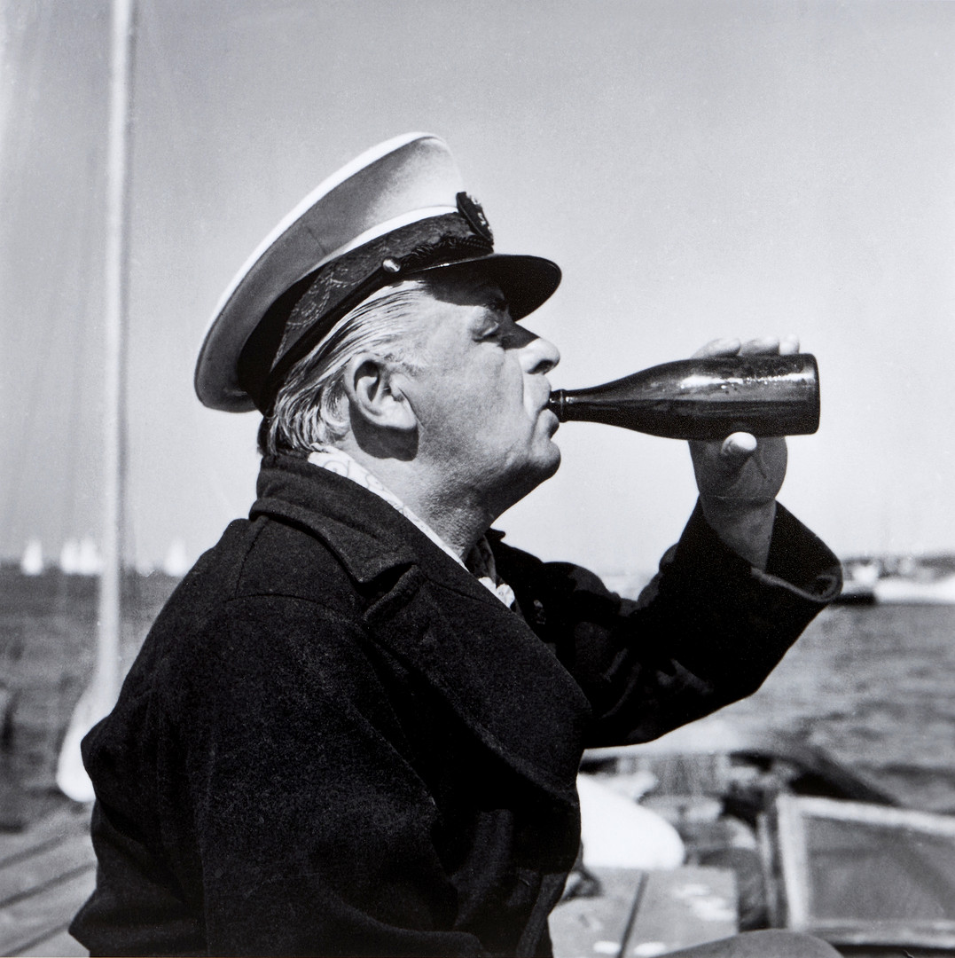 EVERT TAUBE. PER-OLOW ANDERSON (1921-1989). ”Evert Taube Sandhamnsregattan juli 1942”.