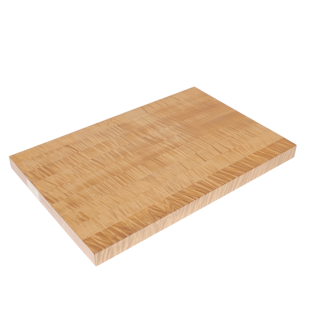 JOHN MAKEPEACE (B 1939). SYCAMORE CUTTING BOARD.
