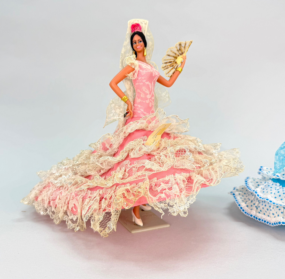 FLAMENCODANSÖSER 2 st, Caniconera, Spanien, Rosa, liten blå. 1900 talets mitt.