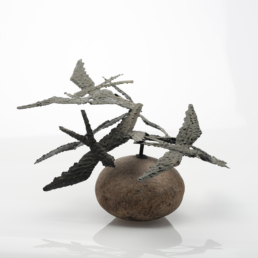 MAUNO MATTILA (1917-1998). Fåglar på sten, skulptur.