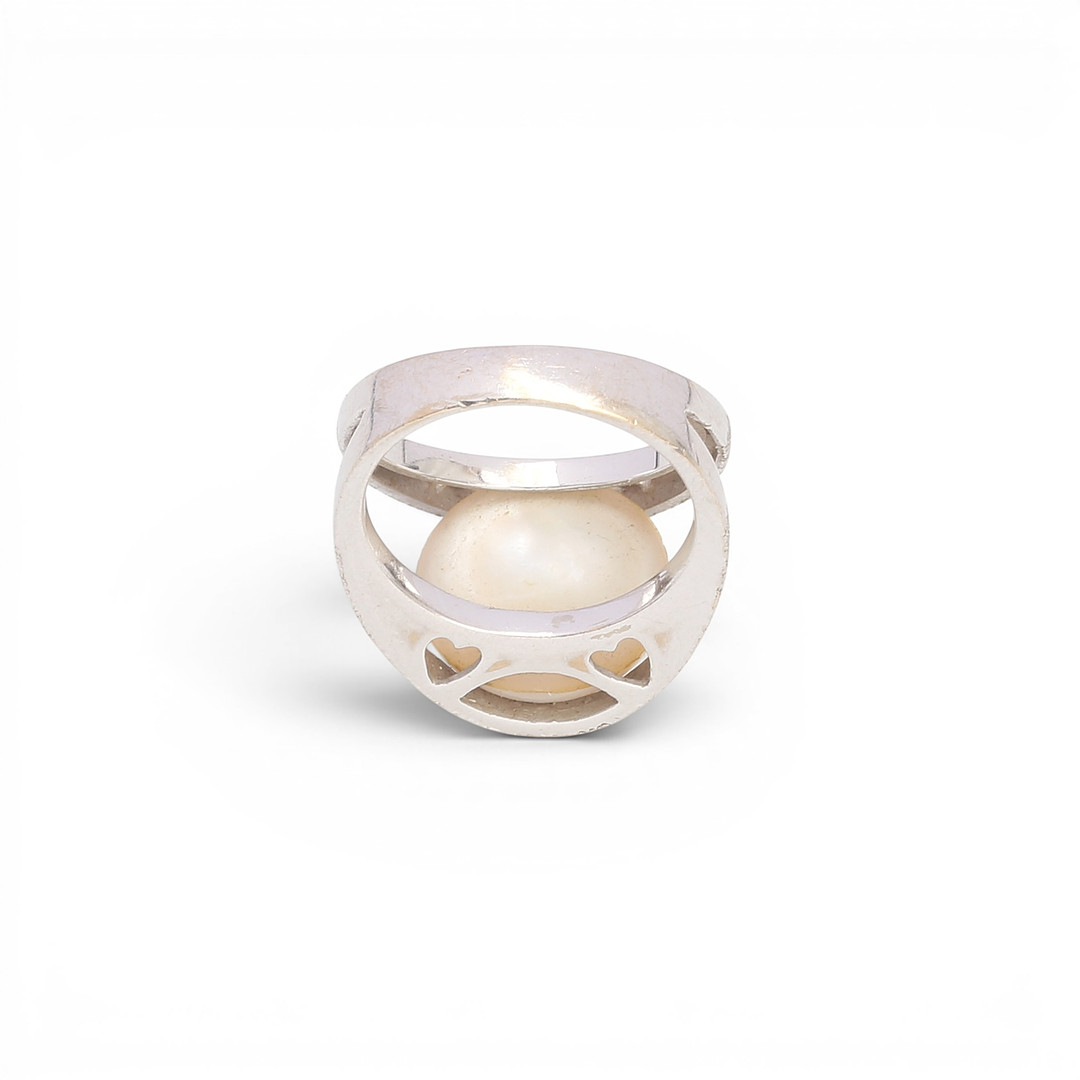 Italian mabé pearl ring.