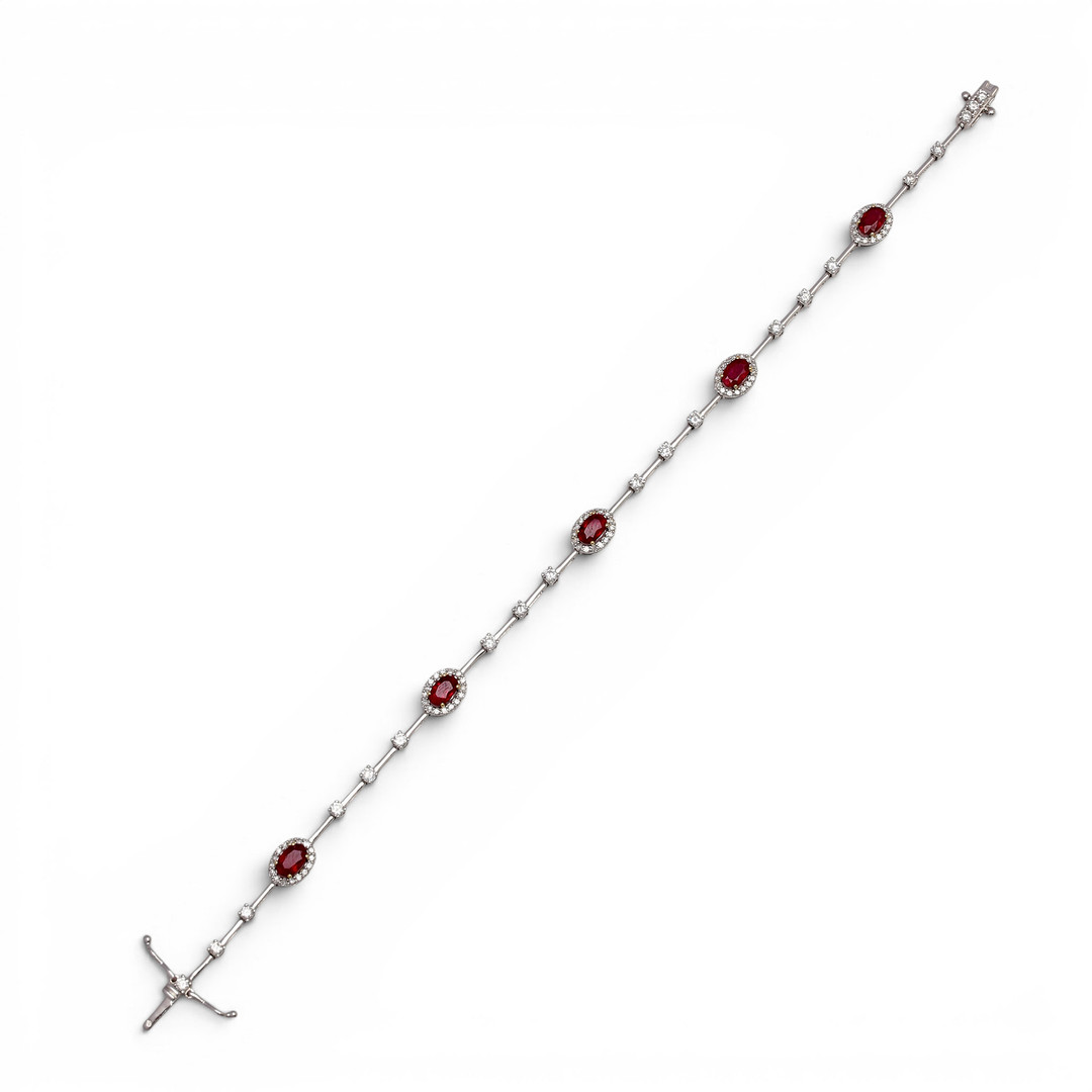 Rubies and diamonds bracelet.