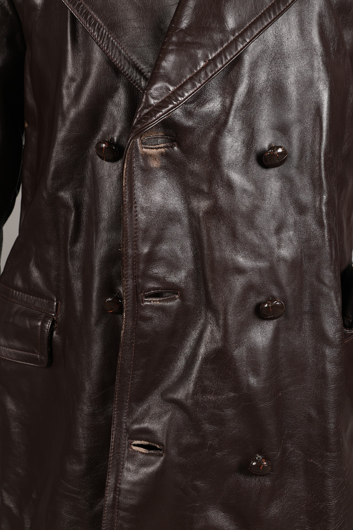 A MID 20TH CENTURY 'H.A. LEDERKLEDING' HORSEHIDE TRENCH COAT.