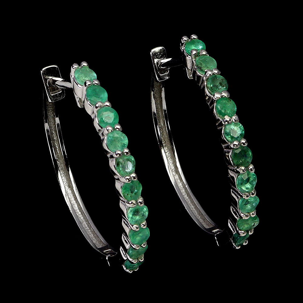 EMERALD SILVER HOOP EARRINGS.