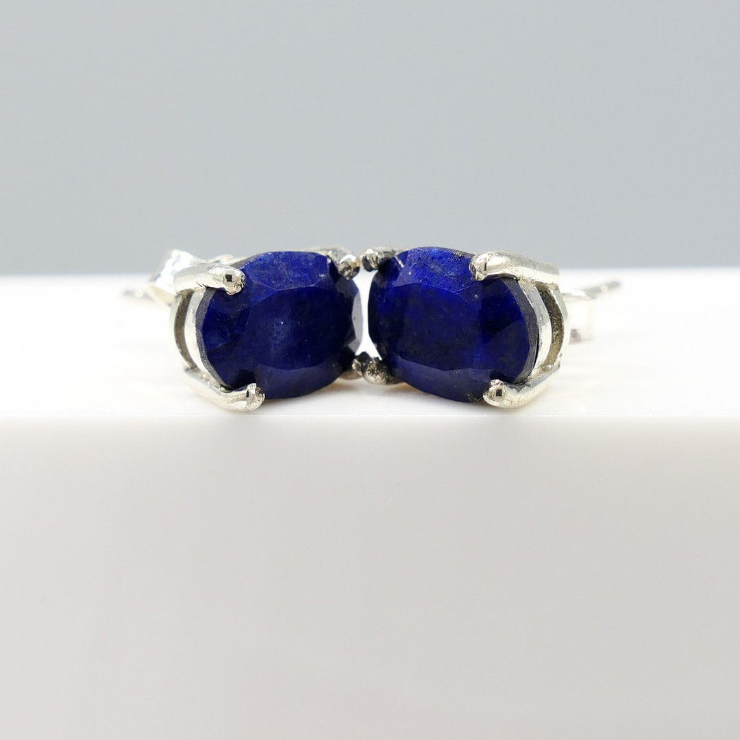 LAPIS LAZULI silver ear studs.