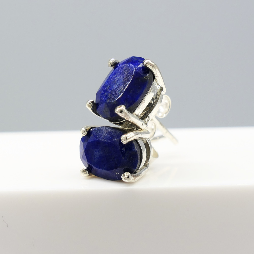 LAPIS LAZULI silver ear studs.