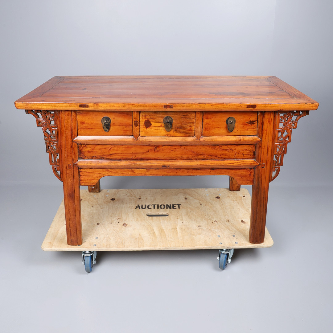 CHINESE ELM ALTAR STYLE TABLE.