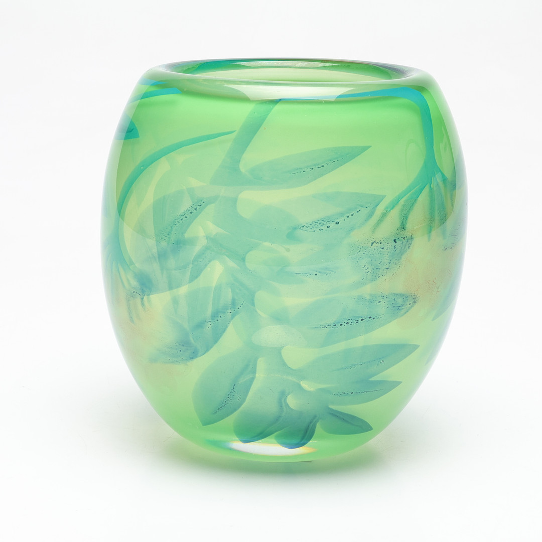 BERIT JOHANSSON. Vas, glas, underfång, Sjöhyttan, signerad.