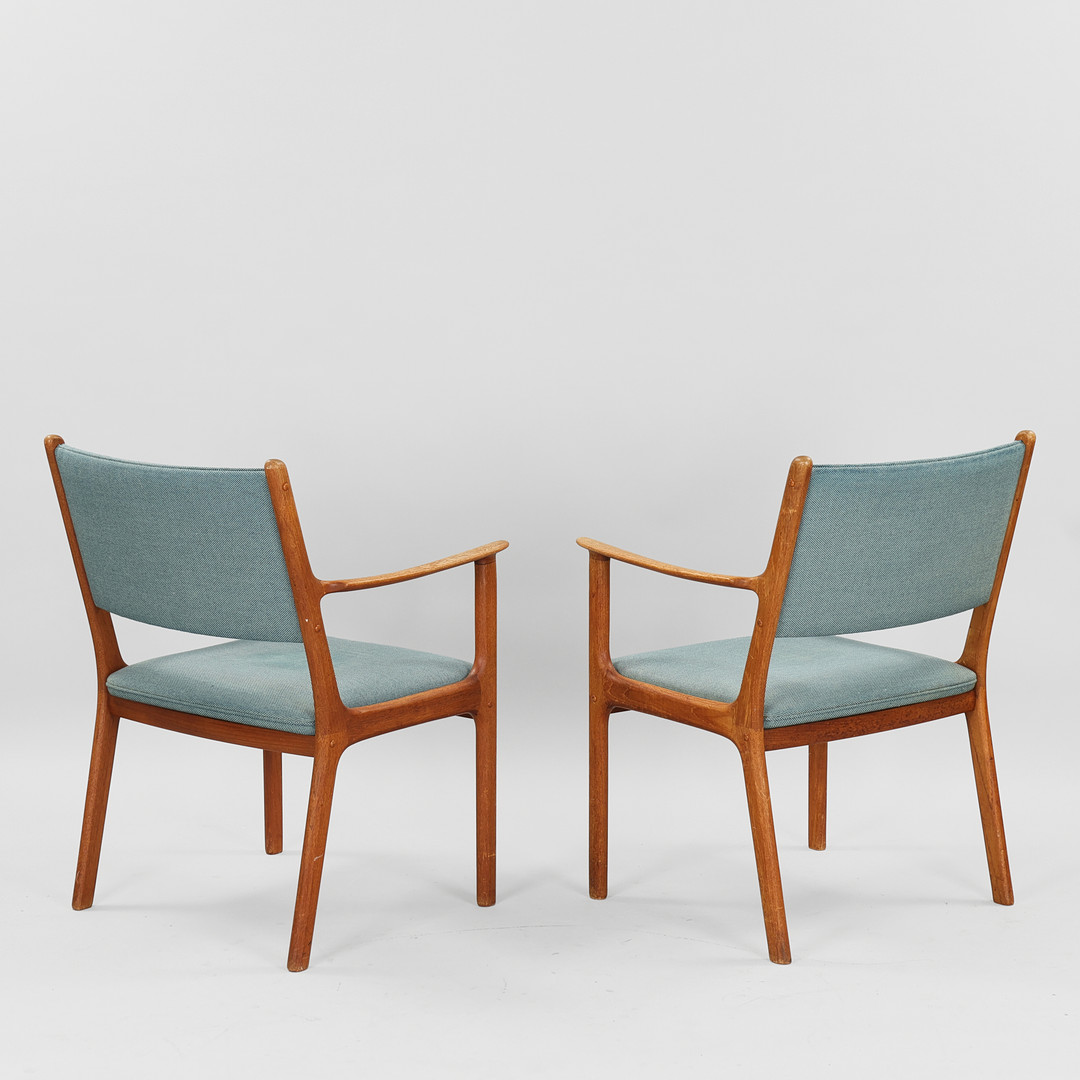 OLE WANSCHER. Par armstole, „PJ 412“, teak, Poul Jeppesen. Danmark, 1960'erne. Poul Jeppesen (2).