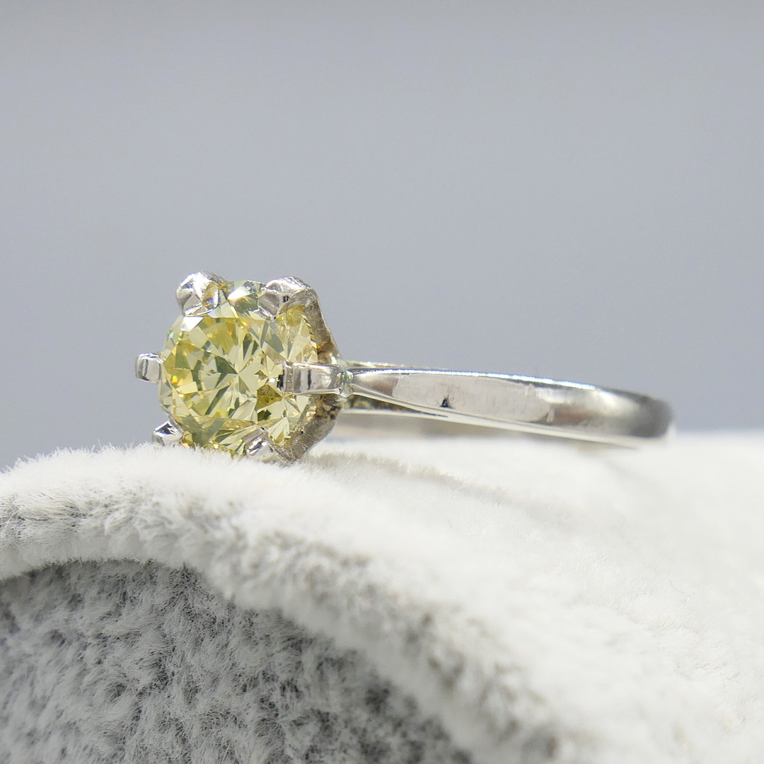 1.20 CARAT SOLITAIRE DIAMOND ring.