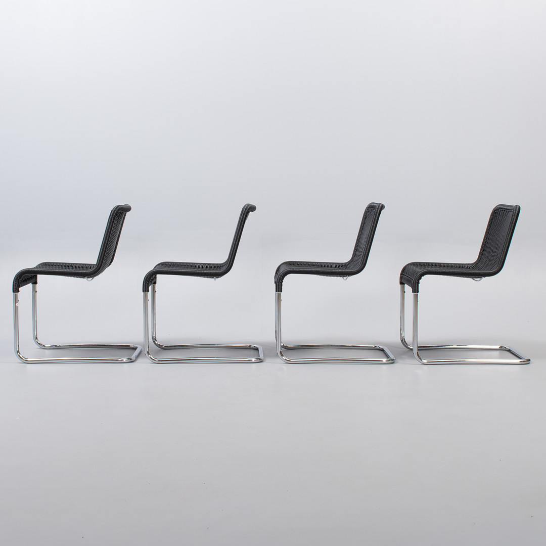 Marcel Breuer stole i forkromet stålstel og sort flet (4).