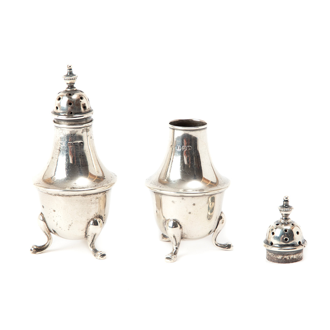 SALT & PEPPARKAR, silver, Birmingham, 1907.