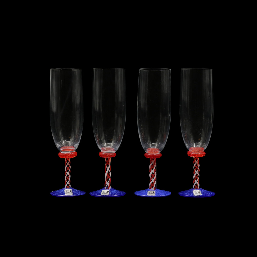 4 CHAMPAGNEGLAS (20cm) KASTLÖSA GLASHYTTA, ÖLAND.