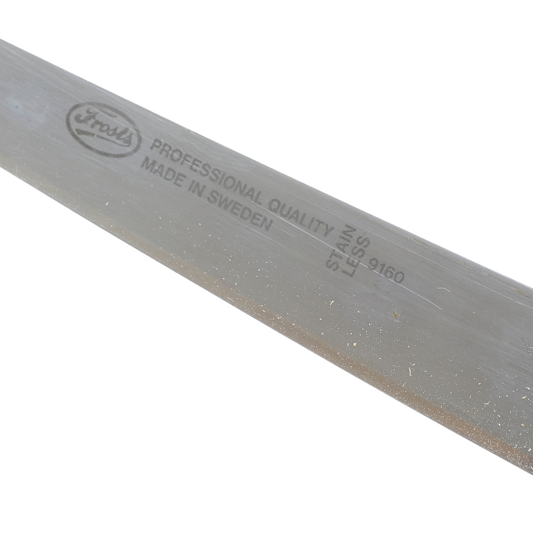 KNIV, Frosts.
