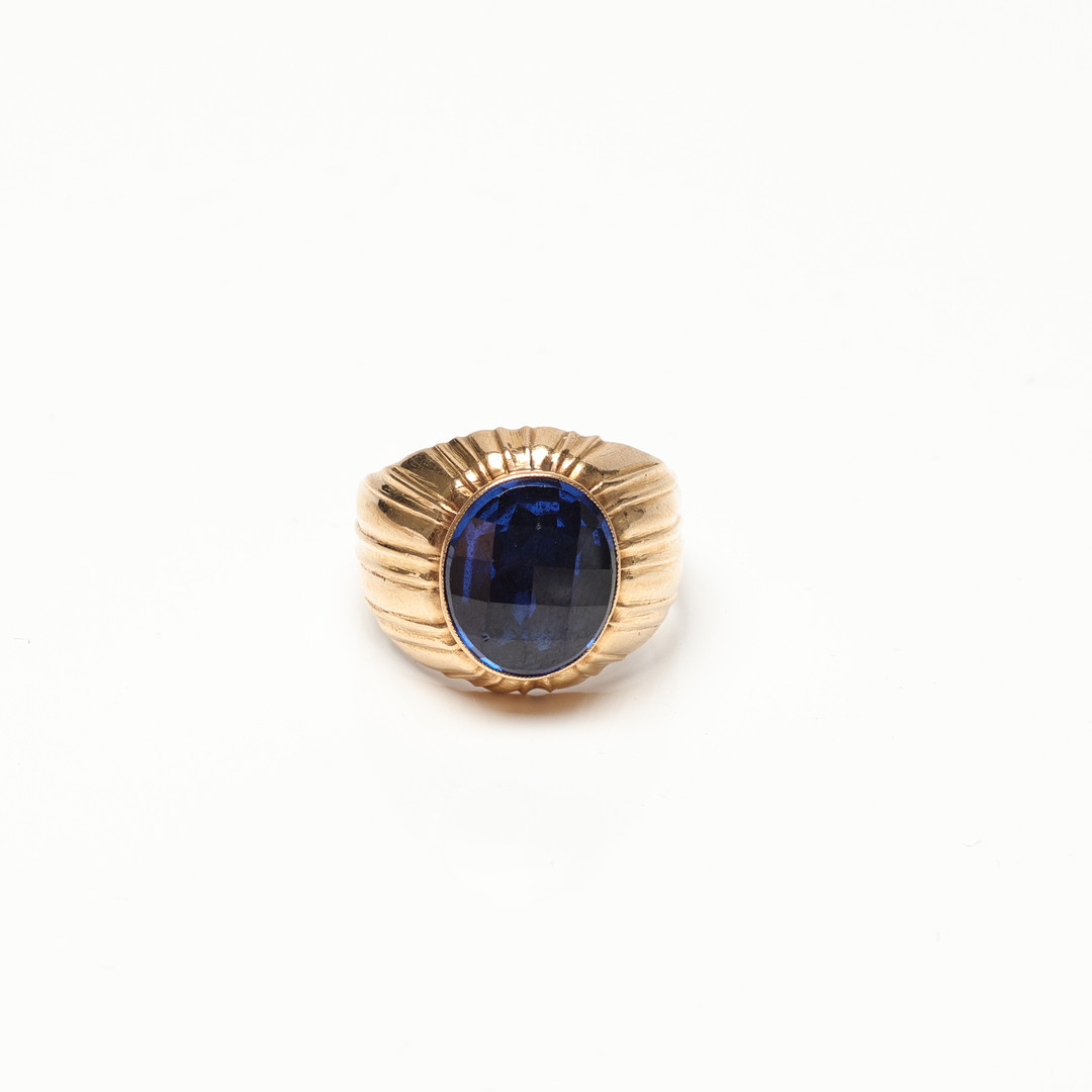 SMYCKEN, 7 delar, 18k-23k, ca 32,7 gram.