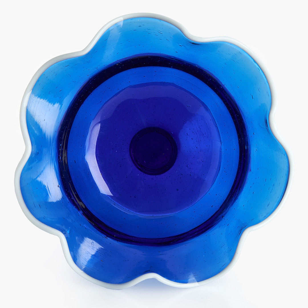 SOCKERSKÅL, blåtonat glas, förmodligen Sandö glasbruk, 1800-talets första hälft.