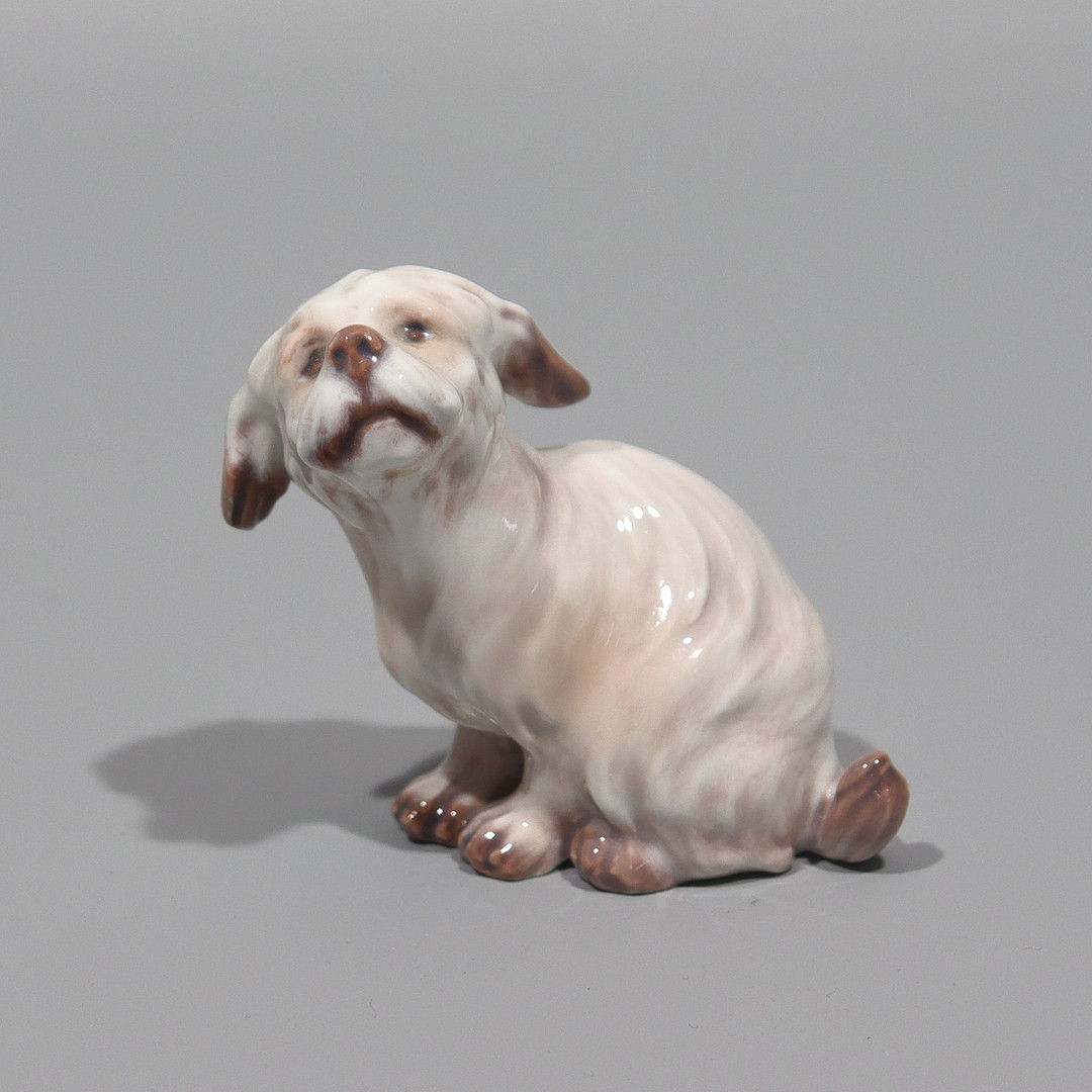 DAHL JENSEN. Danmark, figurin #1120, hund, Malteser.