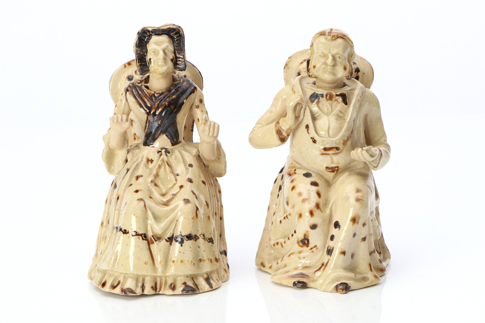 NICKEDOCKOR, ETT PAR. Glaserad keramik. Höganäs, 1800-tal.